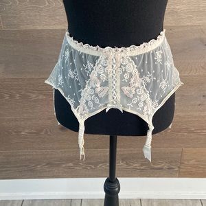 Lise Charmel  gorgeous garter belt vintage